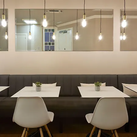 Hostal Central Barcelona Pensjonat 2*