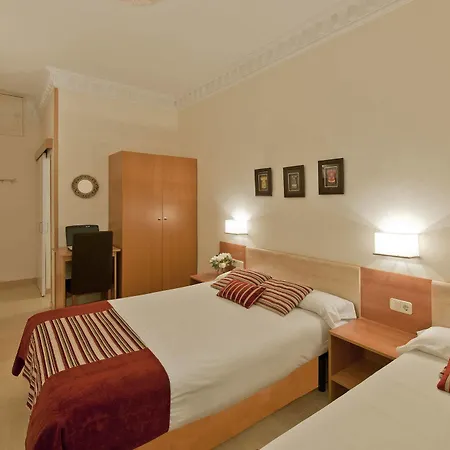 Pensión Hostal Central Barcelona 2*